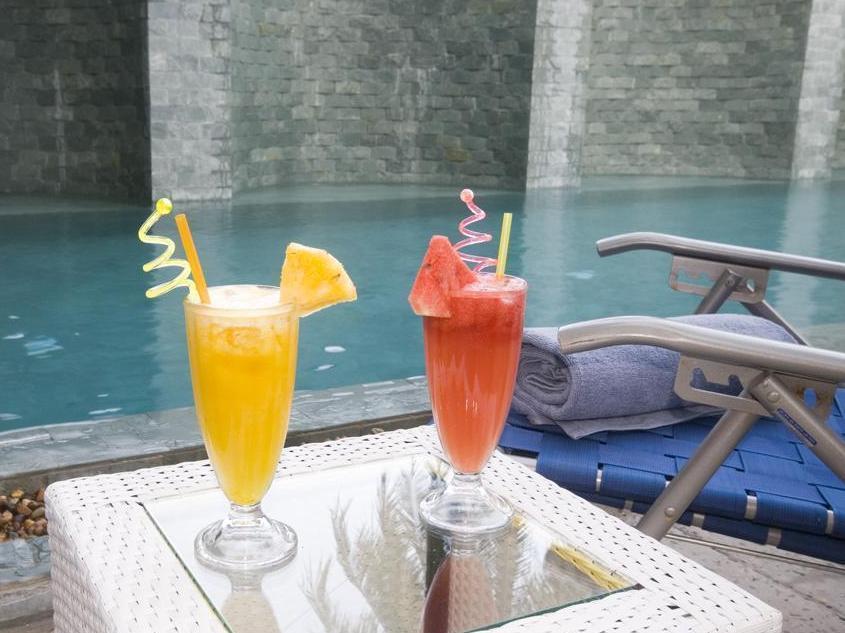 The Sangkum Hotel Phnom Penh Bagian luar foto