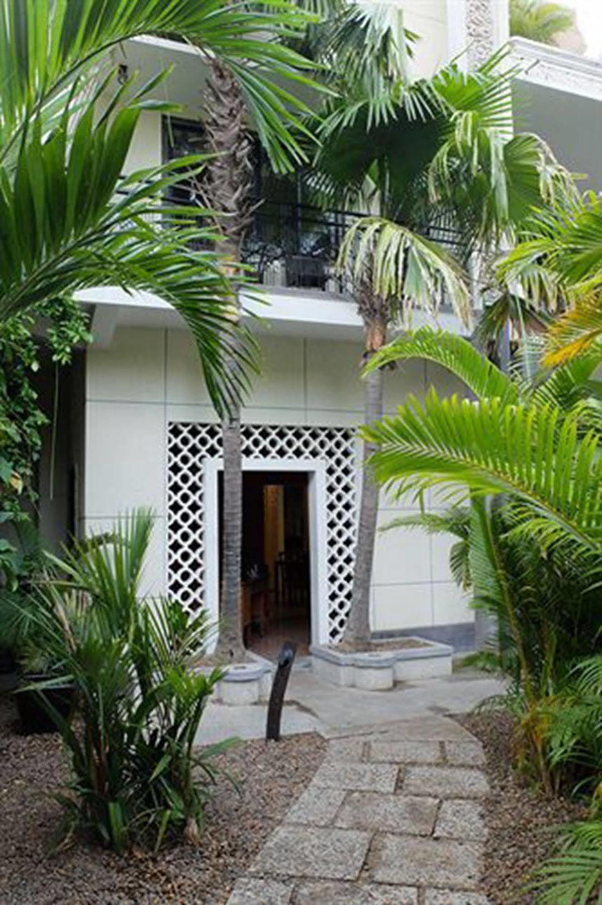 The Sangkum Hotel Phnom Penh Bagian luar foto