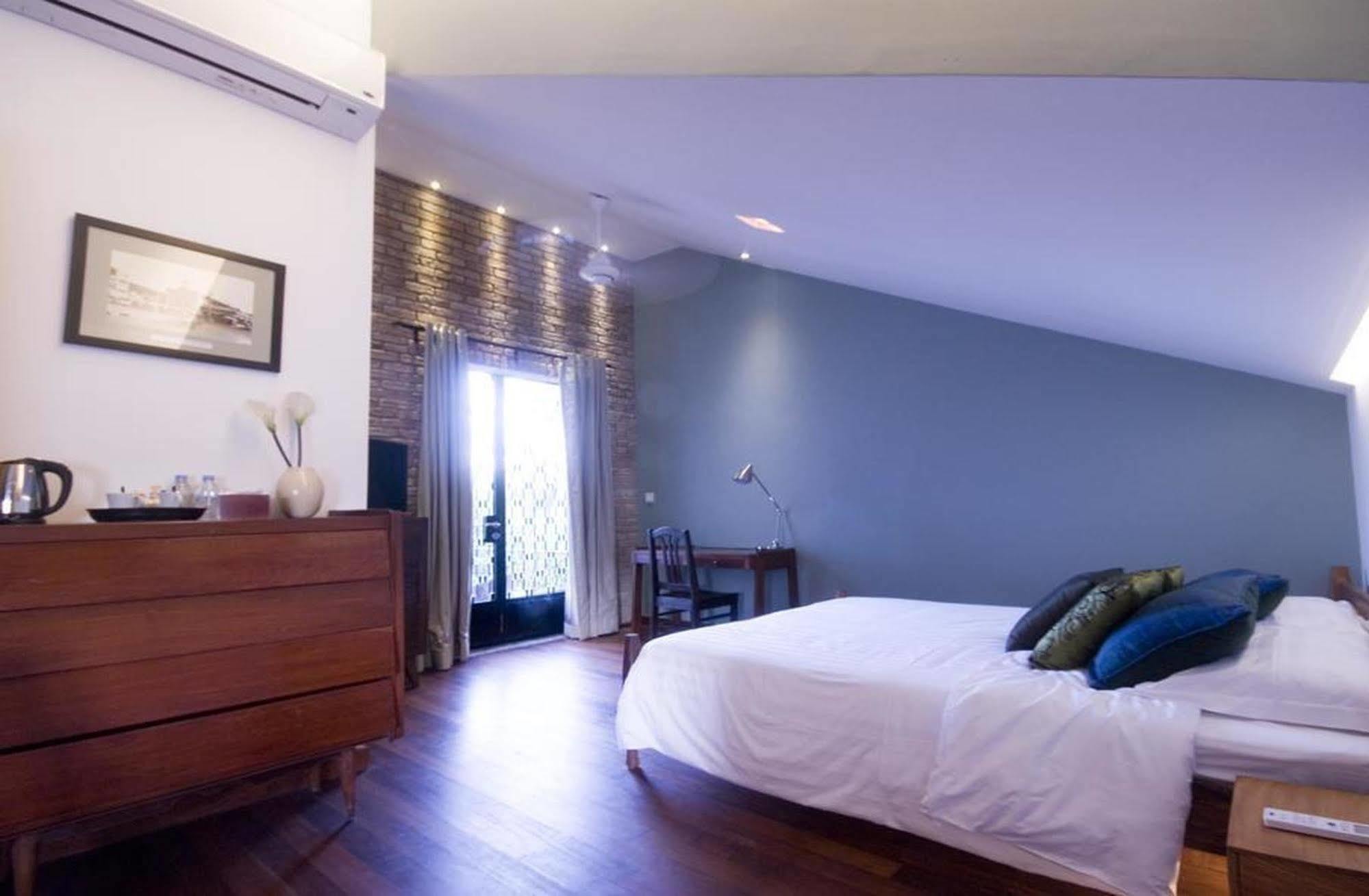 The Sangkum Hotel Phnom Penh Bagian luar foto